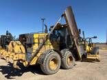 2011 Motor Grader John Deere 872G - Used for Sale, Worldwide Shipping - photo 6