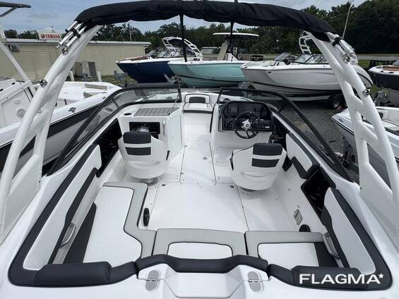 2025 Yamaha Boats 195S