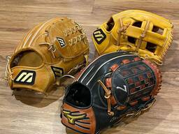 Baseball Gloves For Sale