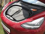 Do tesla dealerships sell accessories