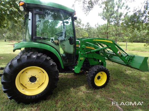 John Deere 4720 Cab Tractor and Loader E-Hydro HST 66HP Turbo 4X4