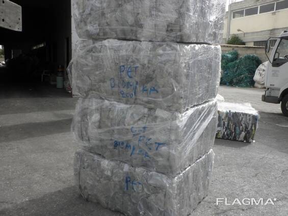 Pet bottle scrap