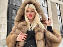 Шуба из куницы с капюшоном