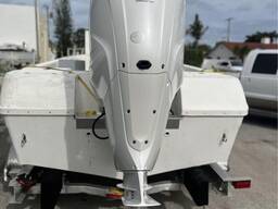 Used 2021 Yamaha 425hp 4 Stroke Outboard Motor Engine